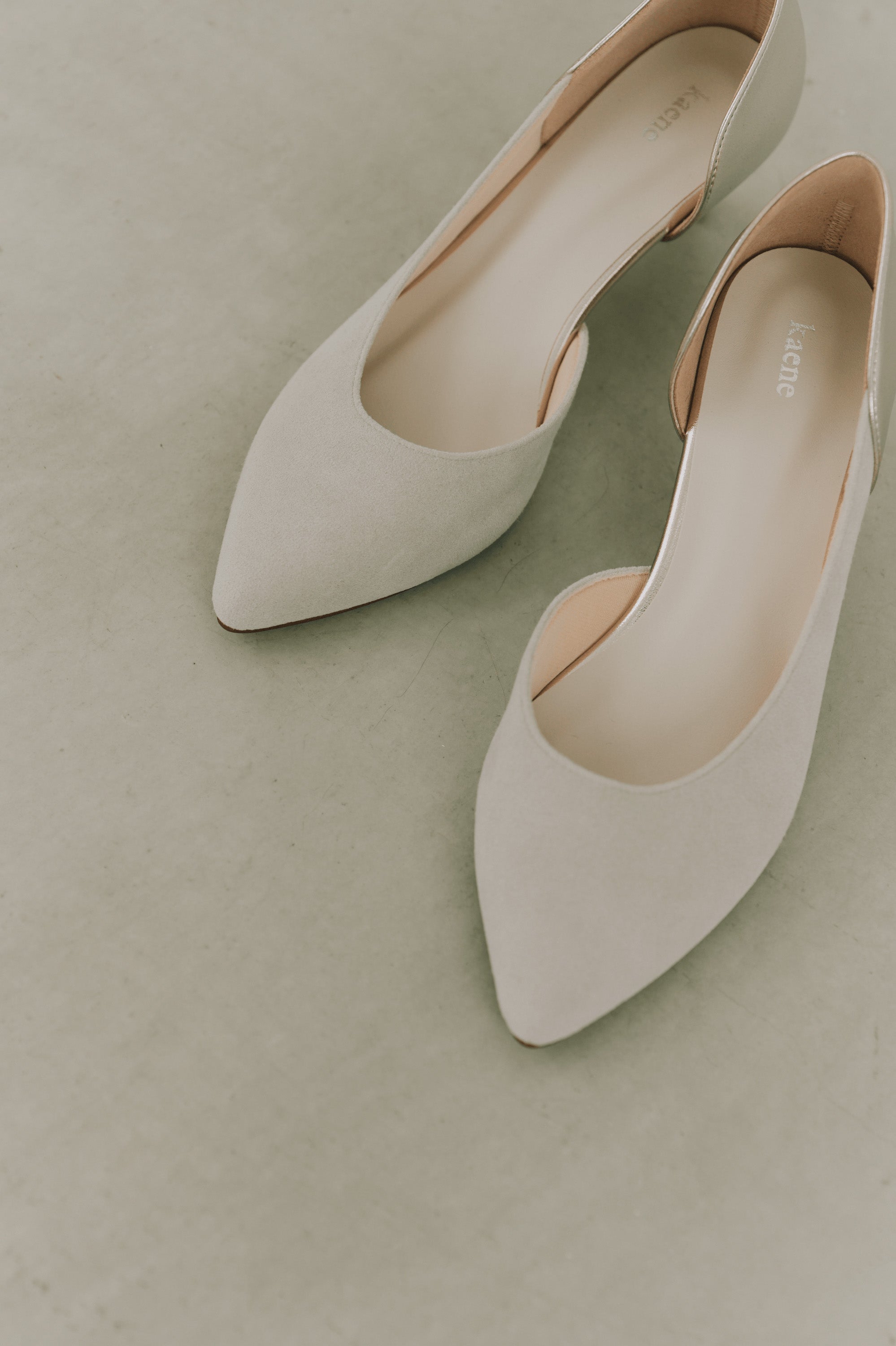 kaene バイカラーパンプス(4cmヒール) / 050024 結婚式用靴 ベージュ beige