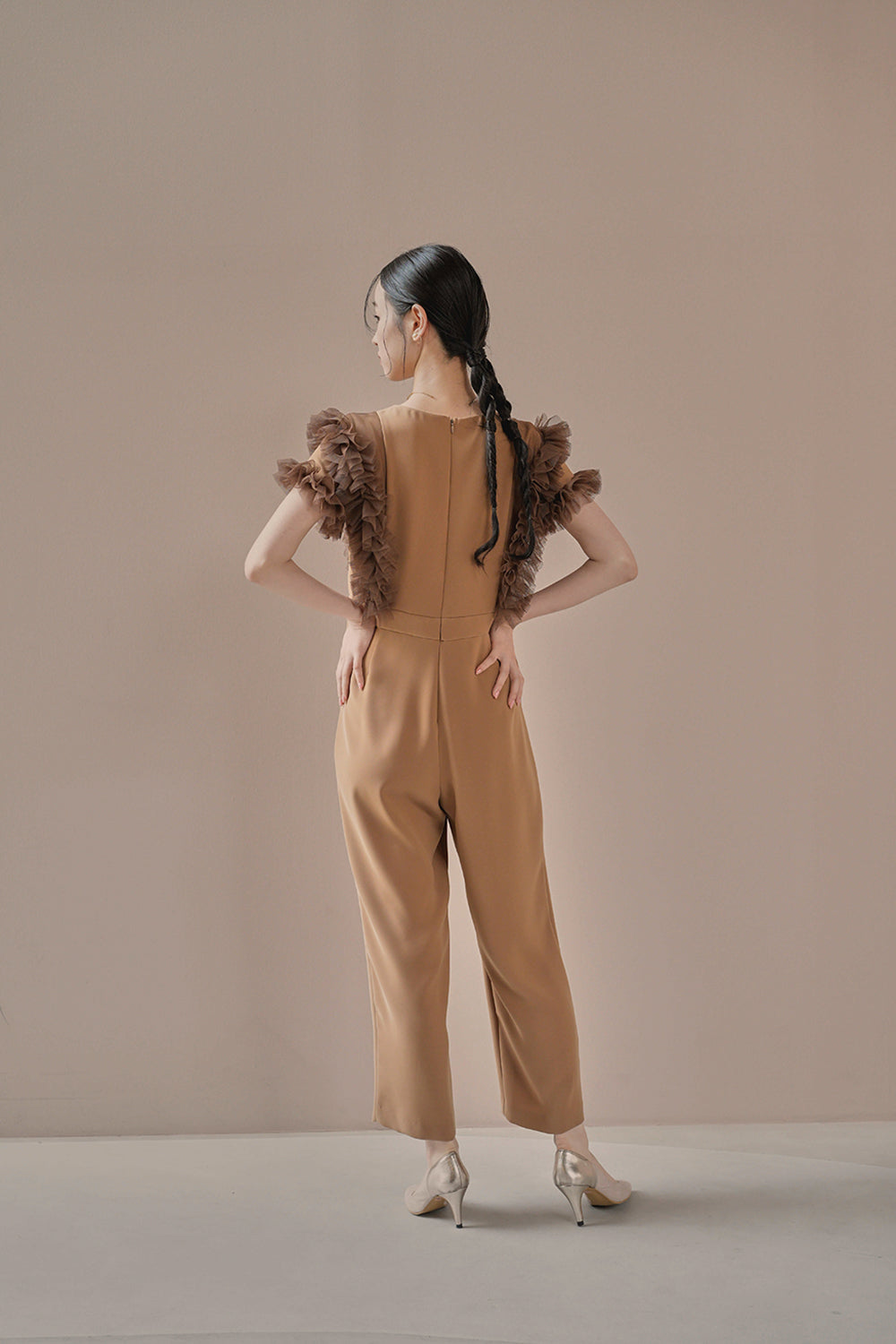 kaene チュールフリルパンツドレス / 100997 | モデル身長170cm 着用サイズ38