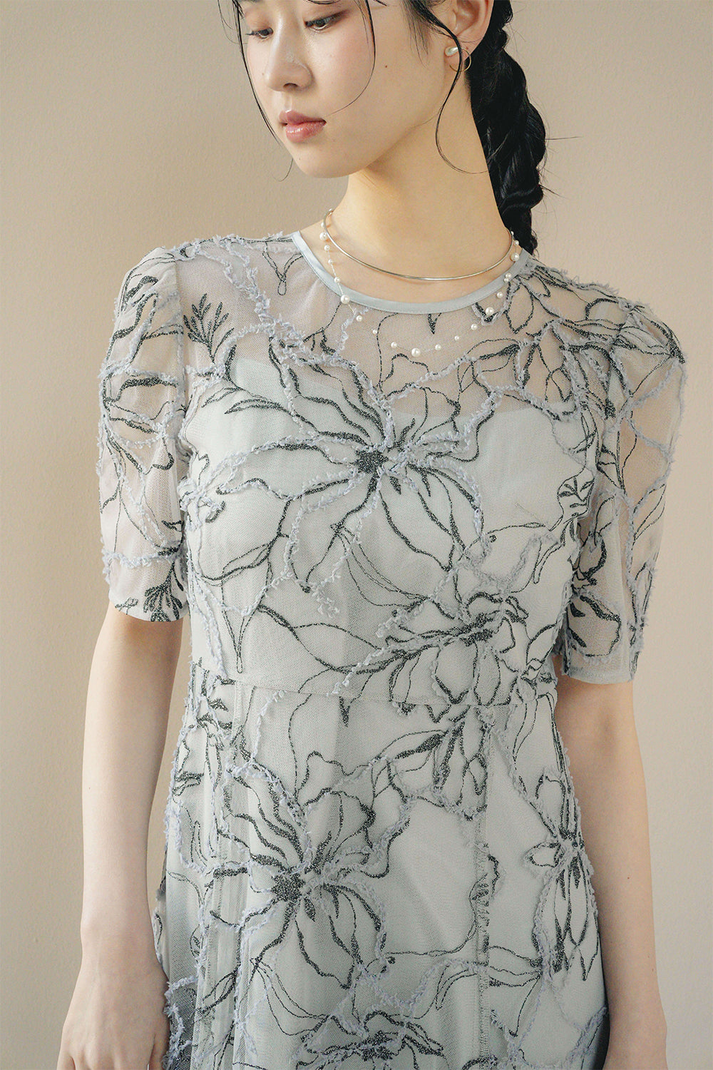 kaene エンブロイダリーモールレースドレス / 101187 | モデル身長170cm 着用サイズM(38)