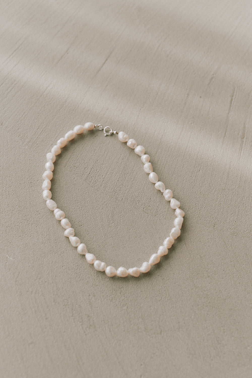 kaene セミサークルパールネックレス / 032006 | off_white