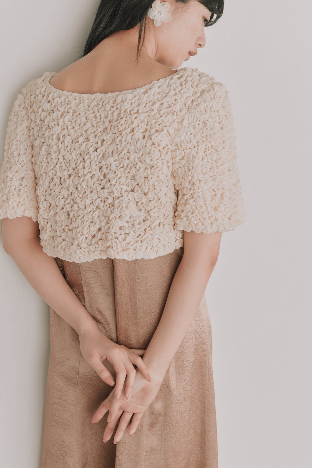 kaene シャーリングシフォンブラウスセットドレス / 101129 | モデル身長165cm 着用サイズS(36)