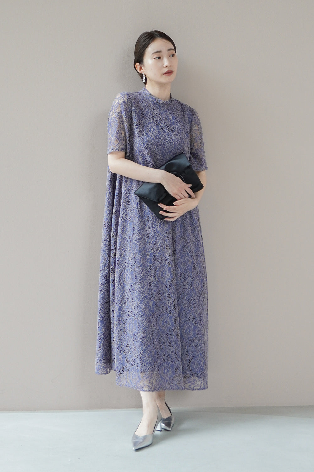 kaene パイピングレースAラインドレス / 100789 | モデル身長160cm 着用サイズFREE ※blue着用