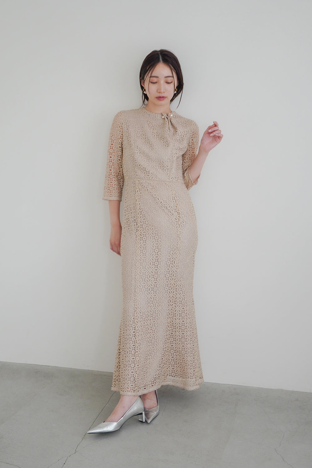 kaene ラメクロシェドレス / 100877 | モデル身長160cm 着用サイズ34