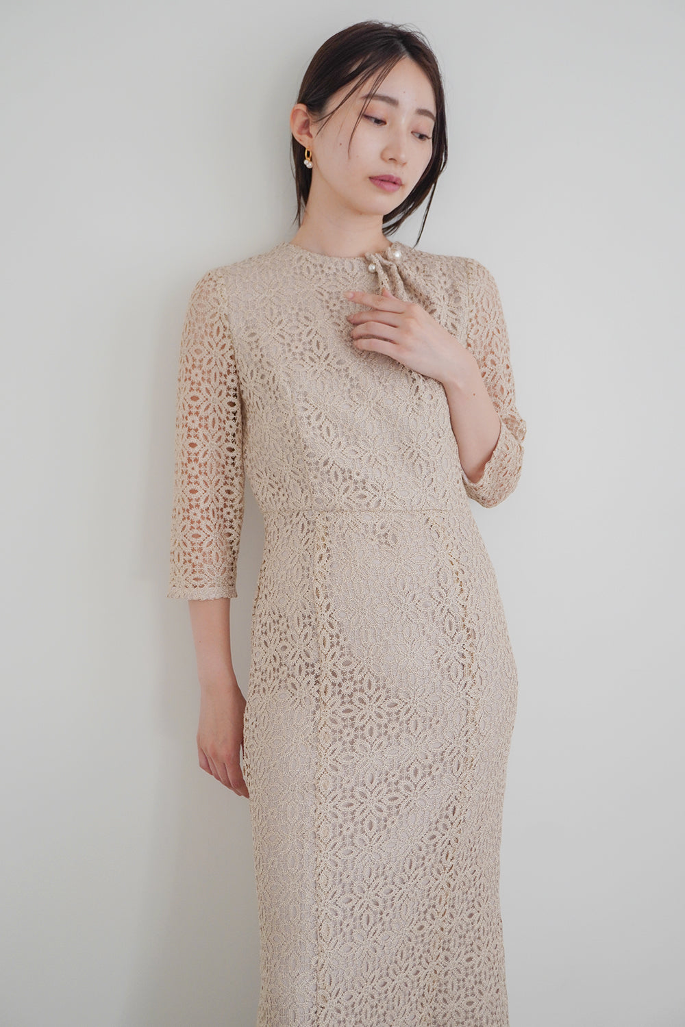 kaene ラメクロシェドレス / 100877 | モデル身長160cm 着用サイズ34