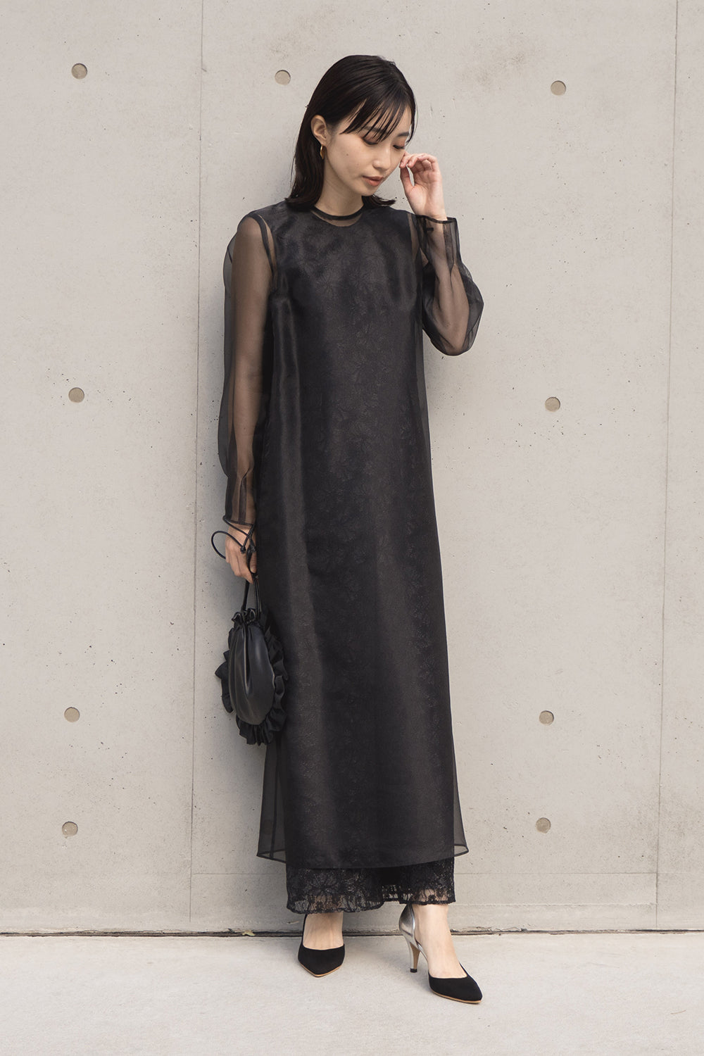 シアーレイヤードオールインワン / 100832 kaene | モデル身長160cm 着用サイズ36