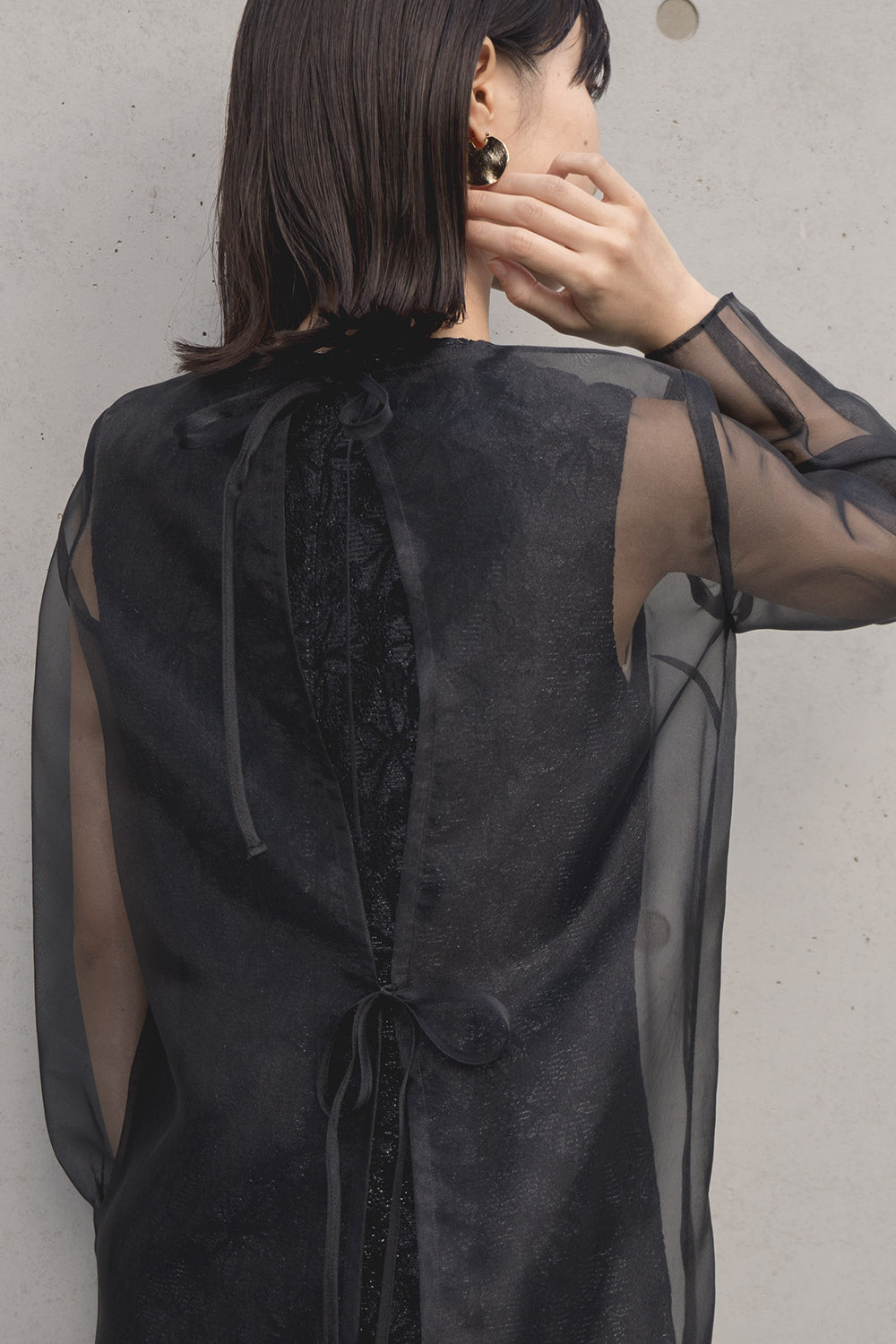 シアーレイヤードオールインワン / 100832 kaene | モデル身長160cm 着用サイズ36