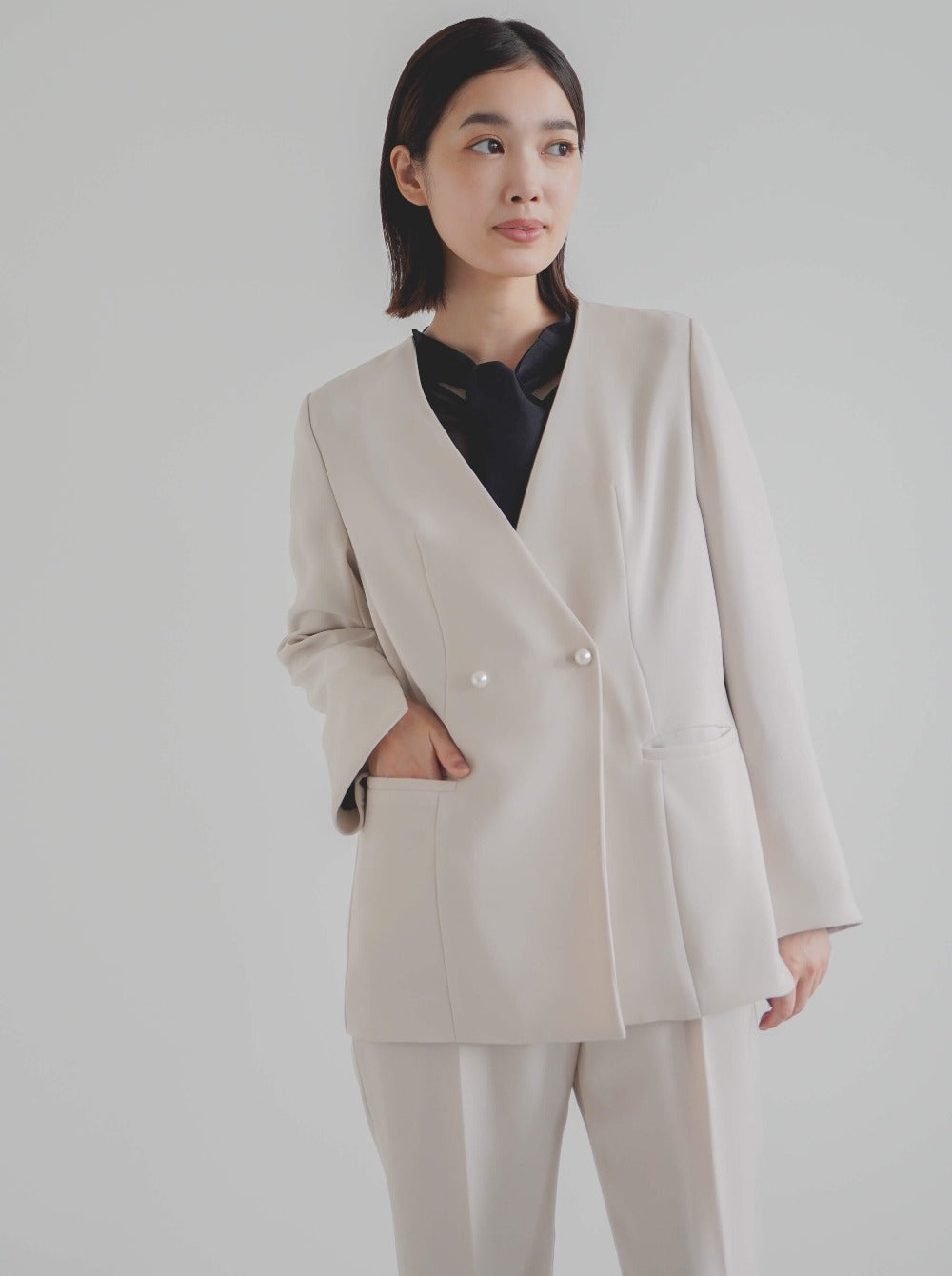 kaene パールダブルジャケット / 005345 | モデル身長162cm 着用サイズ36