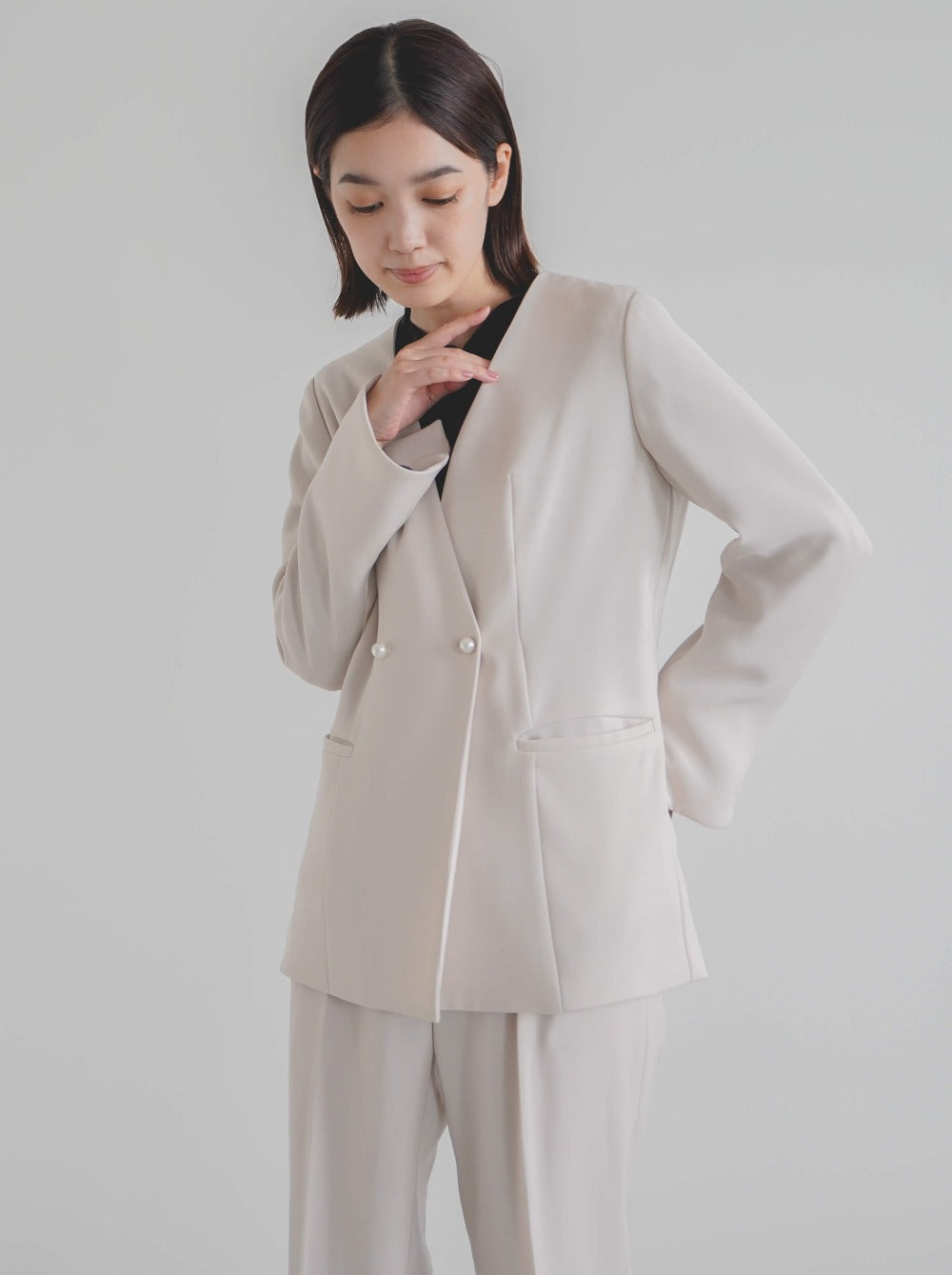 kaene パールダブルジャケット / 005345 | モデル身長162cm 着用サイズ36