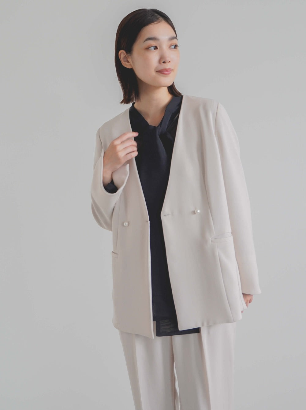 kaene パールダブルジャケット / 005345 | モデル身長162cm 着用サイズ36