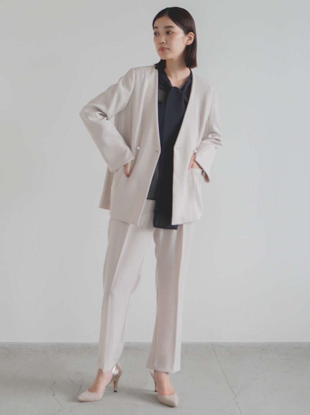 kaene パールダブルジャケット / 005345 | モデル身長162cm 着用サイズ36