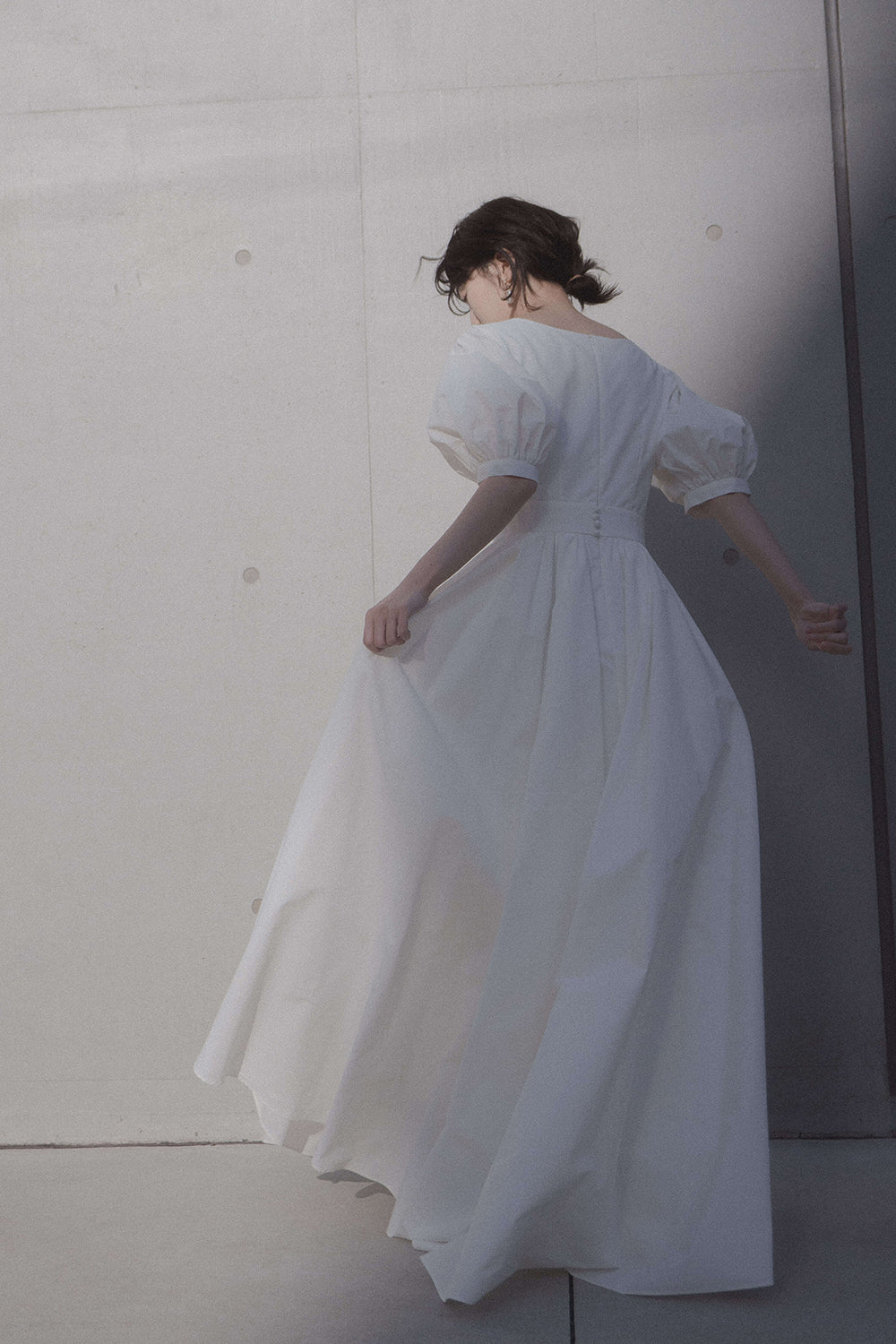 kaene タフタカシュクールドレス / 100725 | モデル身長160cm 着用サイズ34