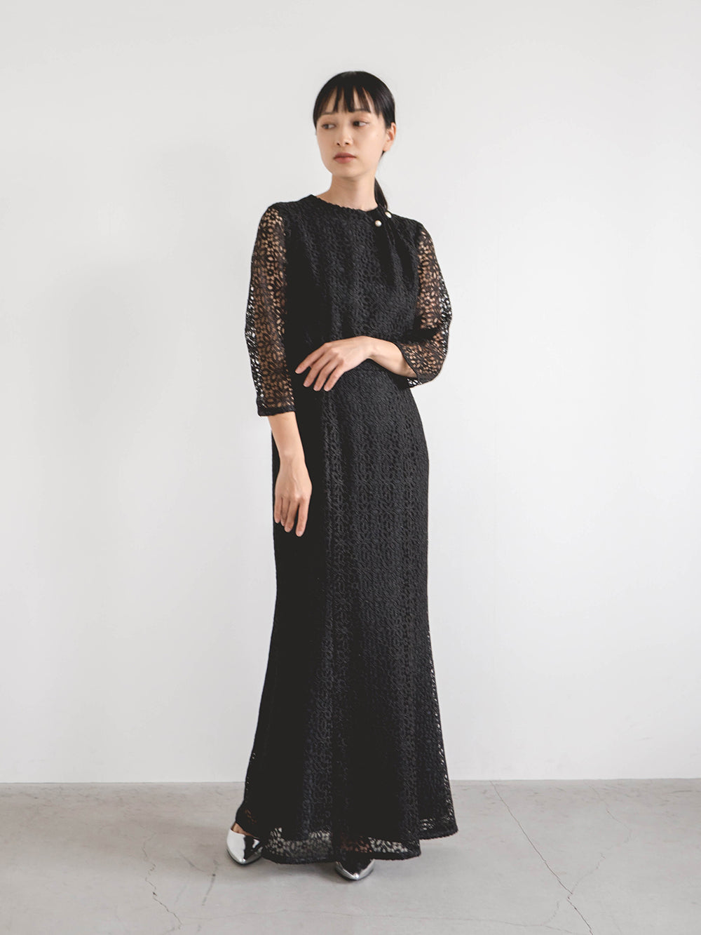 kaene ラメクロシェドレス / 100877 | モデル身長157cm 着用サイズ34