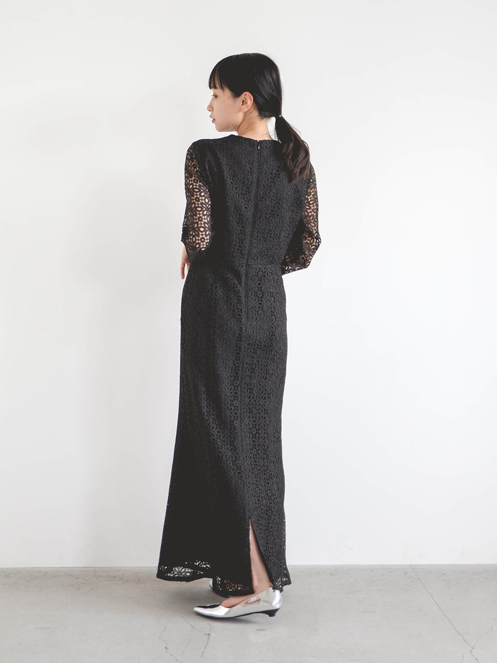 kaene ラメクロシェドレス / 100877 | モデル身長157cm 着用サイズ34