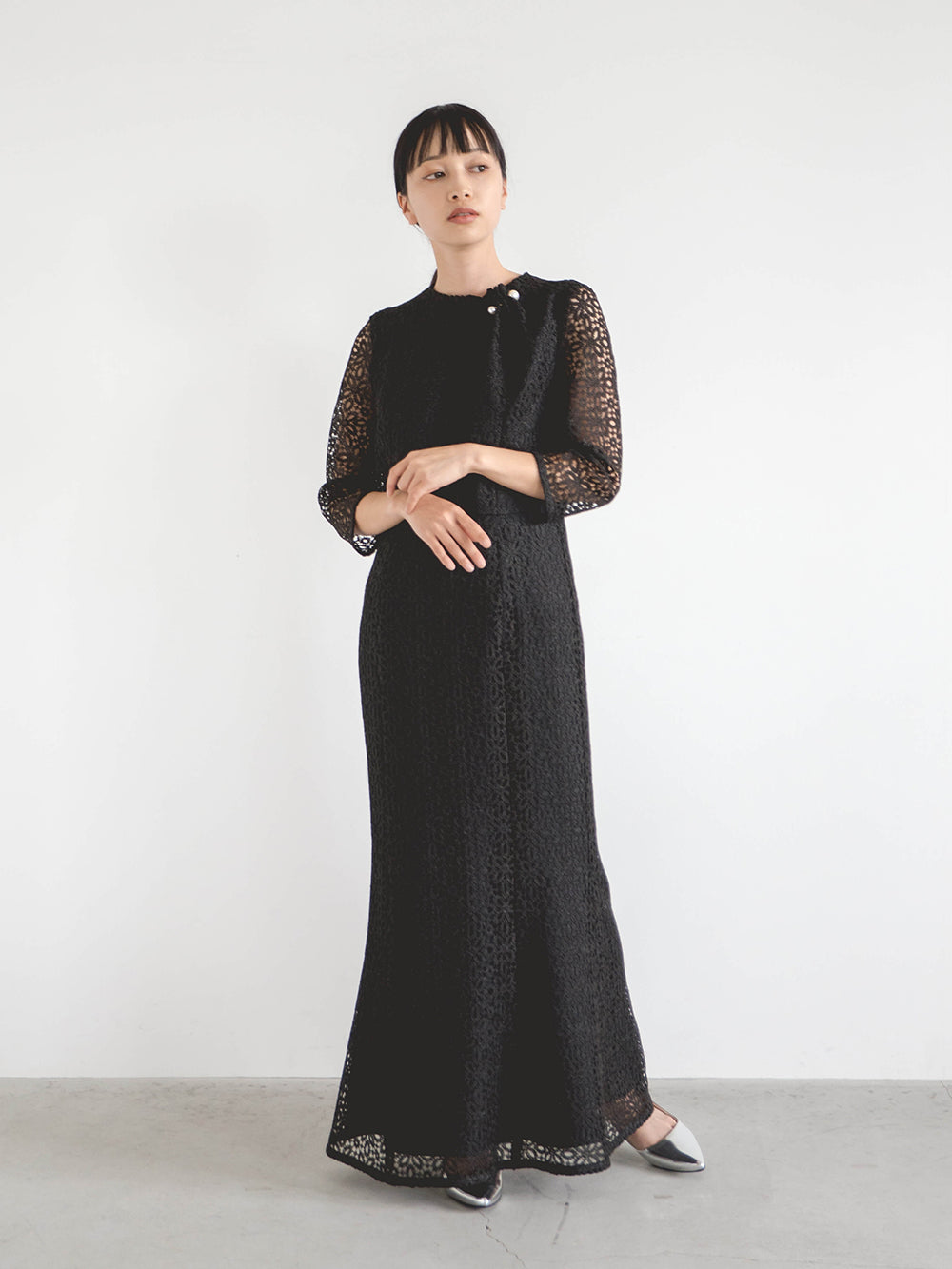 kaene ラメクロシェドレス / 100877 | モデル身長157cm 着用サイズ34