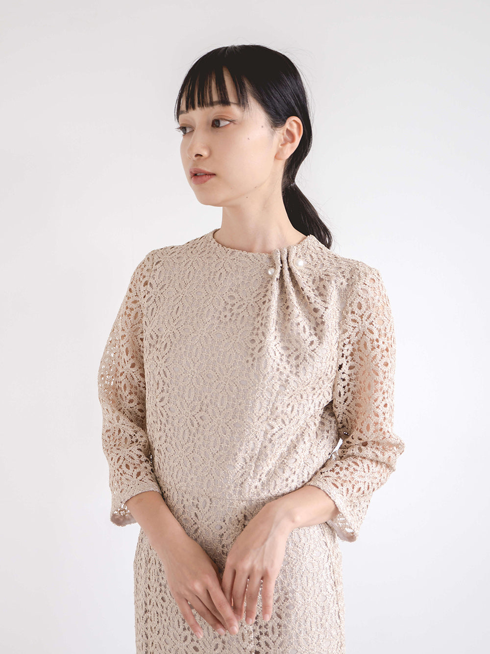 kaene ラメクロシェドレス / 100877 | モデル身長157cm 着用サイズ34