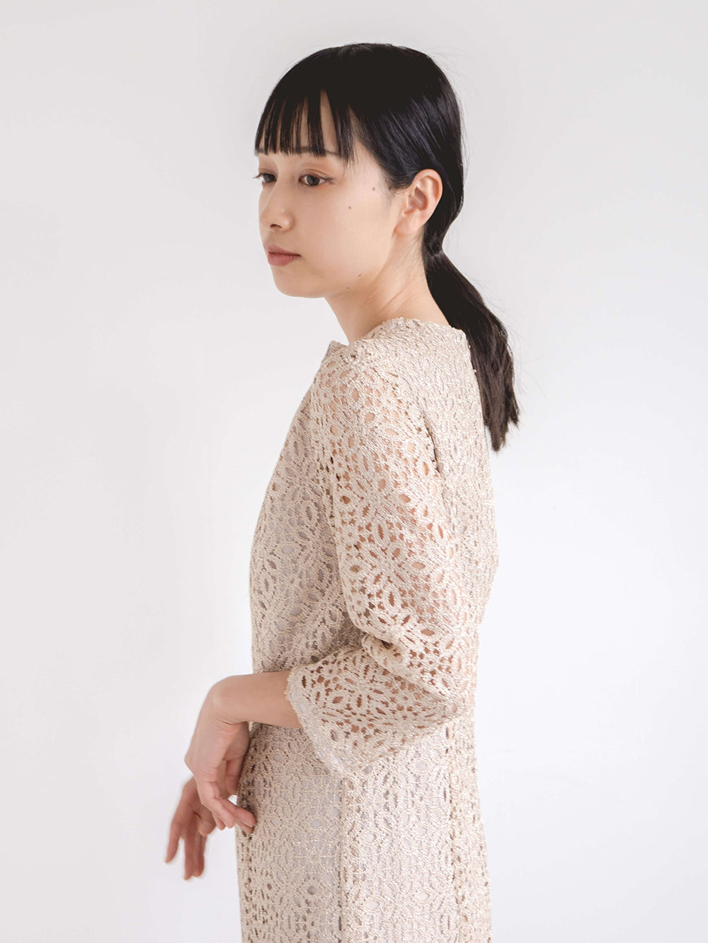 kaene ラメクロシェドレス / 100877 | モデル身長157cm 着用サイズ34