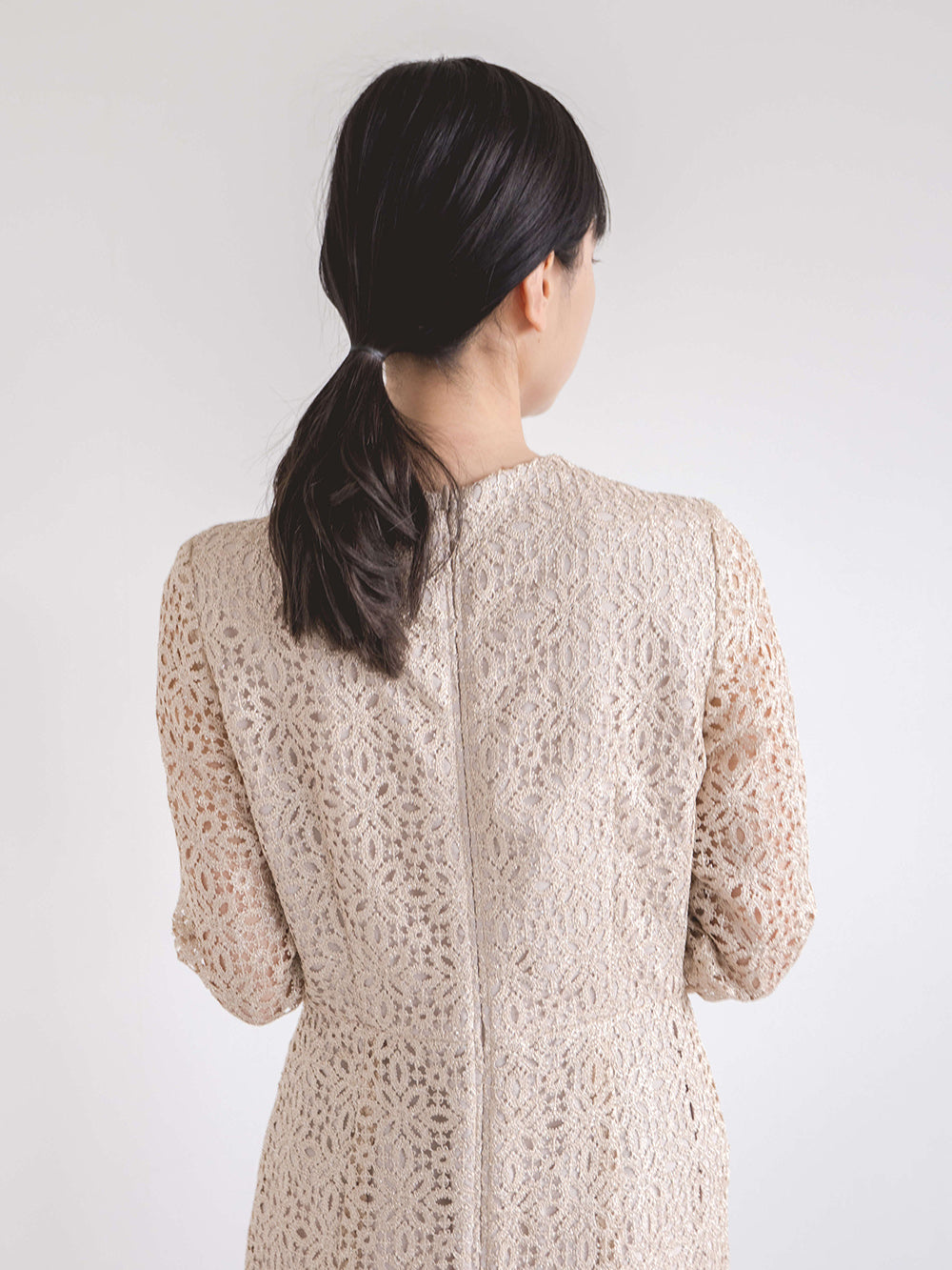 kaene ラメクロシェドレス / 100877 | モデル身長157cm 着用サイズ34