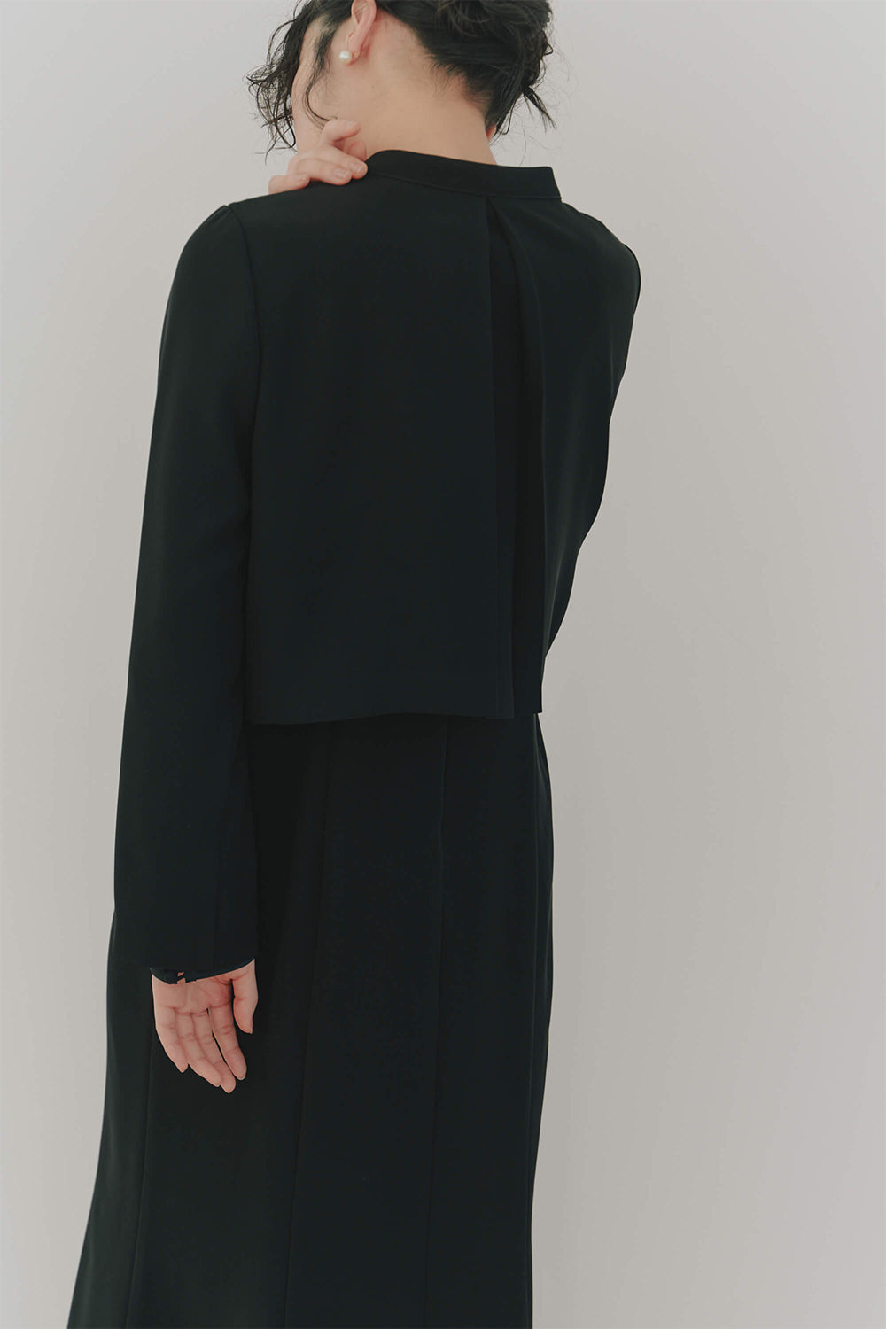 kaene バックタックジャケット / 005347 | モデル身長166cm 着用サイズ38