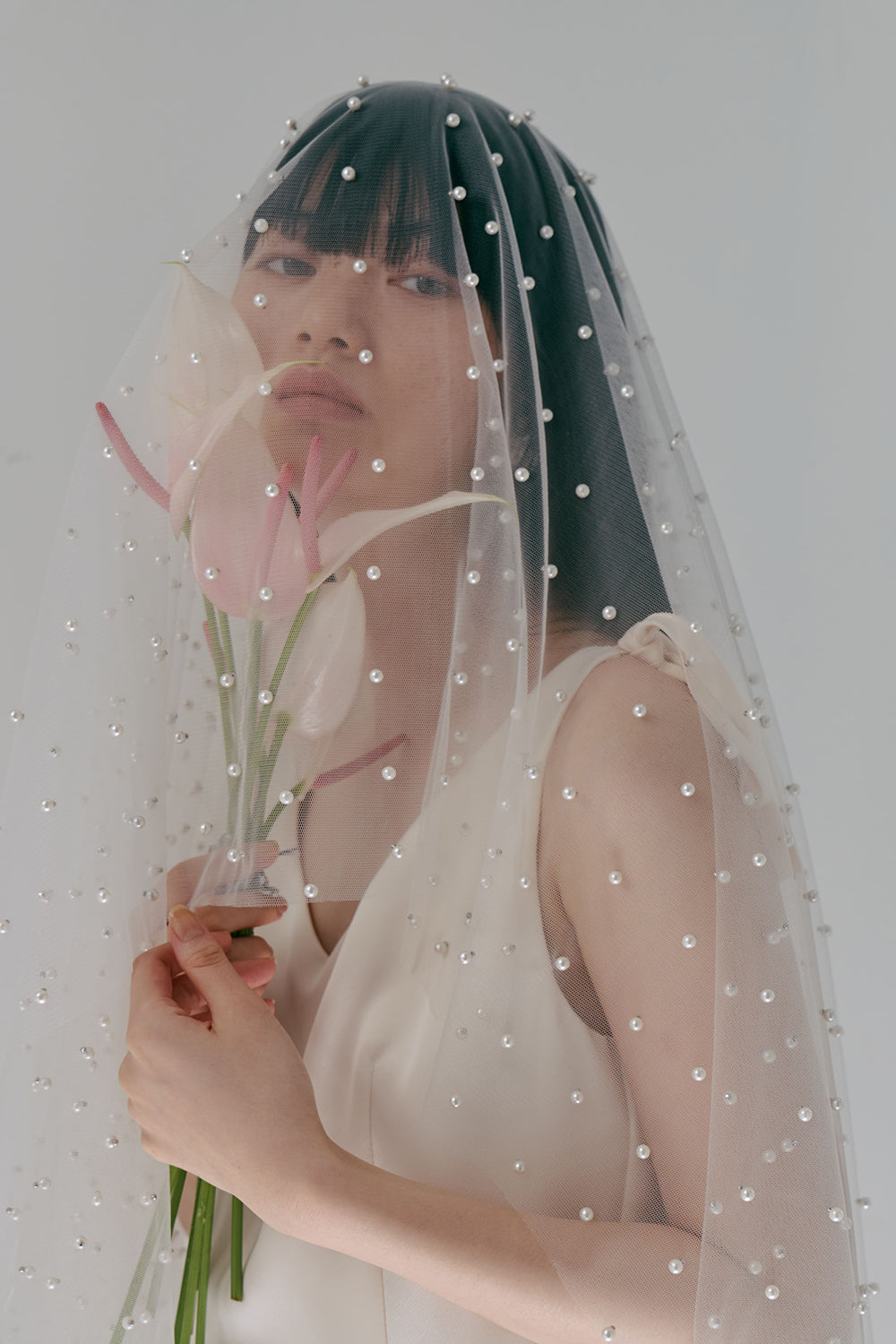 kaene サテンリボンドレス / 100855 | モデル身長165cm 着用サイズ36