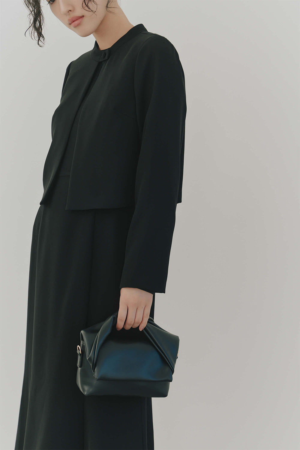 kaene バックタックジャケット / 005347 | モデル身長166cm 着用サイズ38