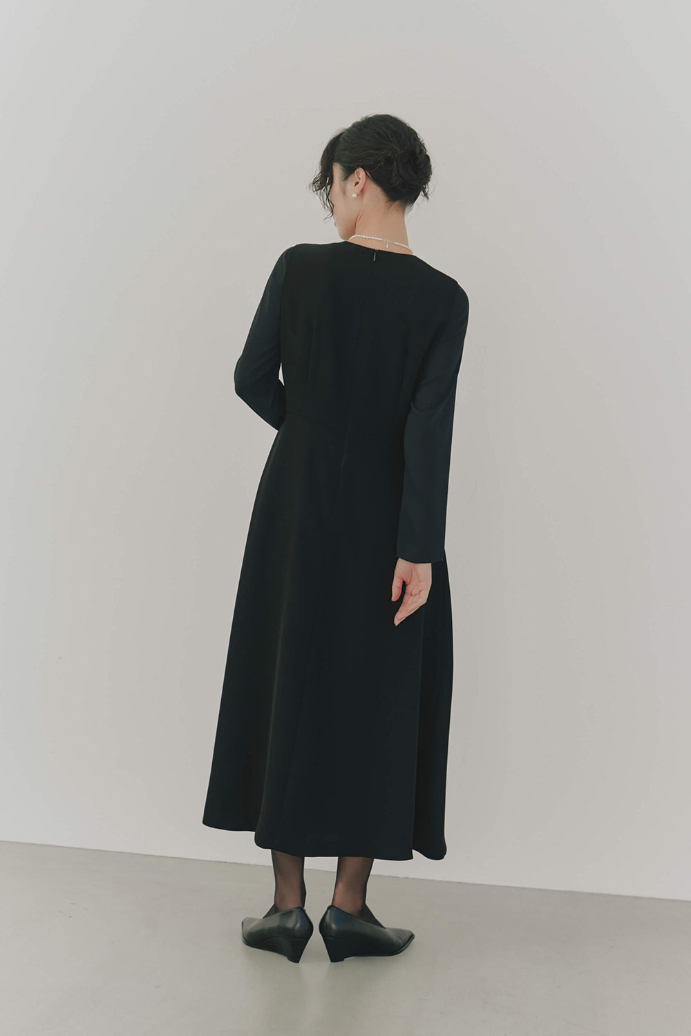 kaene シフォン合わせロングワンピース / 100647 | モデル身長166cm 着用サイズ38 ※black着用