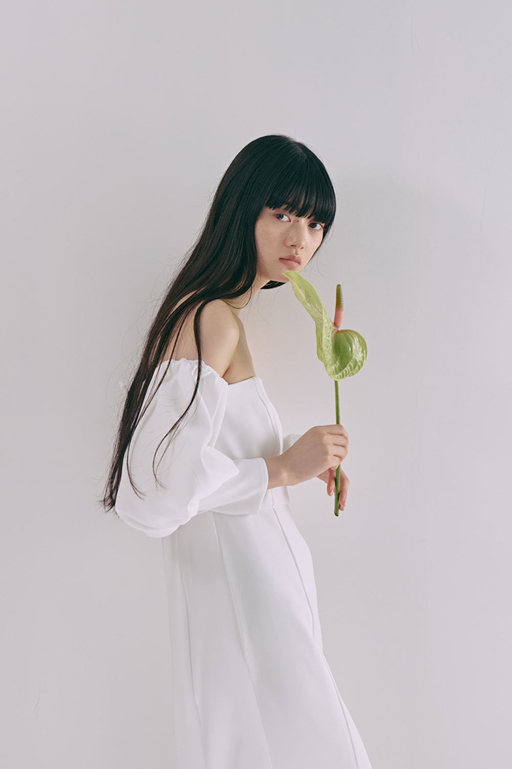 オフショルマーメイドドレス / 100828 kaene | モデル身長165cm 着用サイズ36