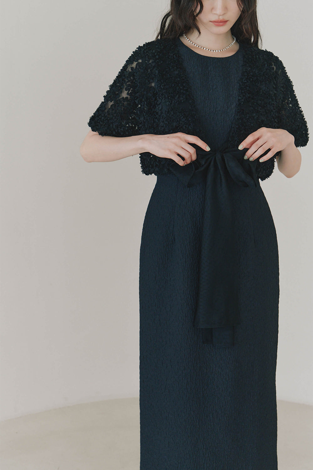 kaene デザインリボンボレロセットドレス / 101090 | モデル身長164cm 着用サイズS(36)