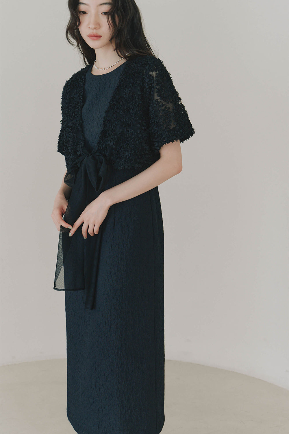 kaene デザインリボンボレロセットドレス / 101090 | モデル身長164cm 着用サイズS(36)