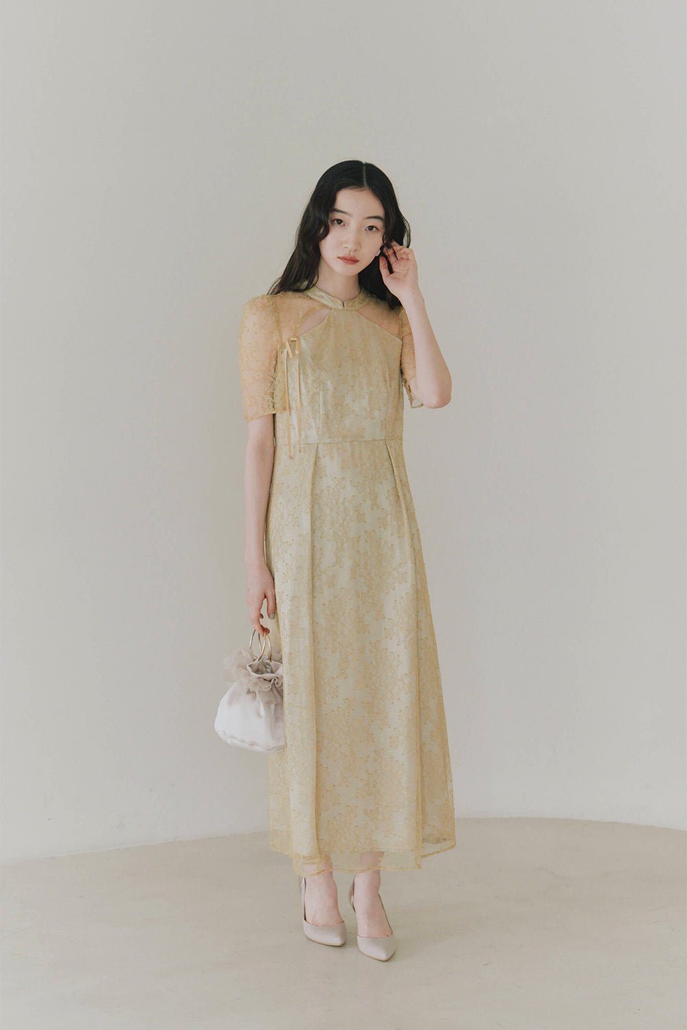 kaene マオカラーレースワンピース / 101041 | モデル身長164cm 着用サイズS(36)