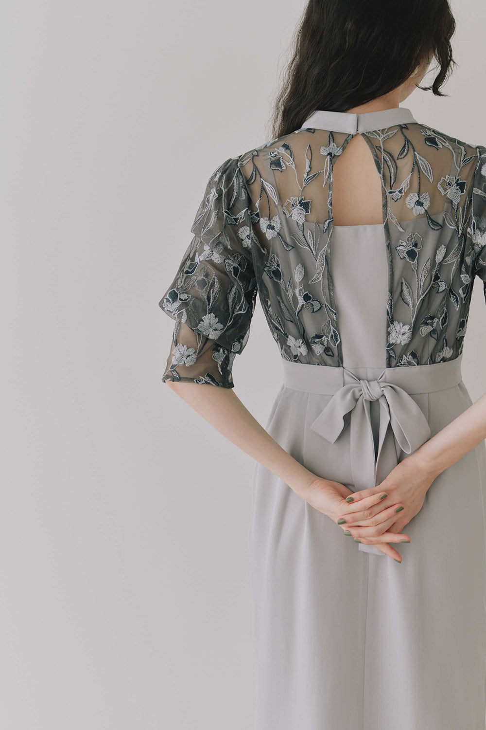 kaene 刺繍レースコンビネーションドレス / 101102 | モデル身長164cm 着用サイズS