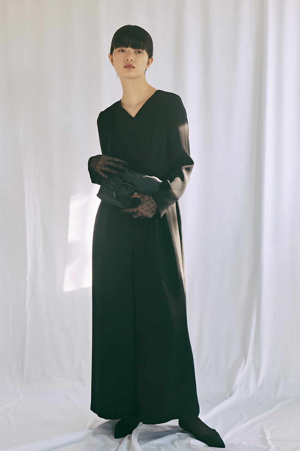 kaene カーブネックオールインワン / 100900 | モデル身長165cm 着用サイズ36