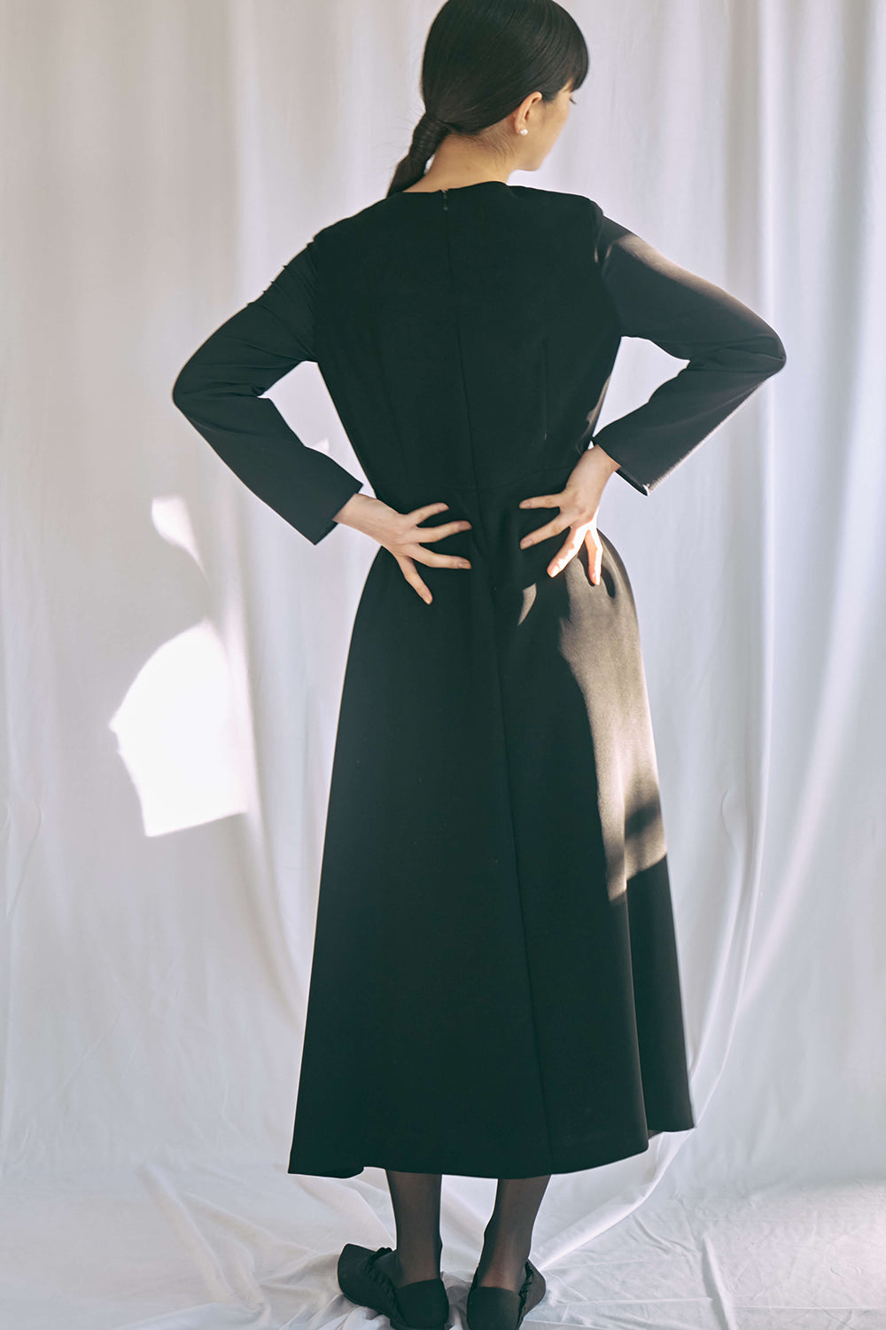 kaene シフォン合わせロングワンピース / 100647 | モデル身長165cm 着用サイズ36