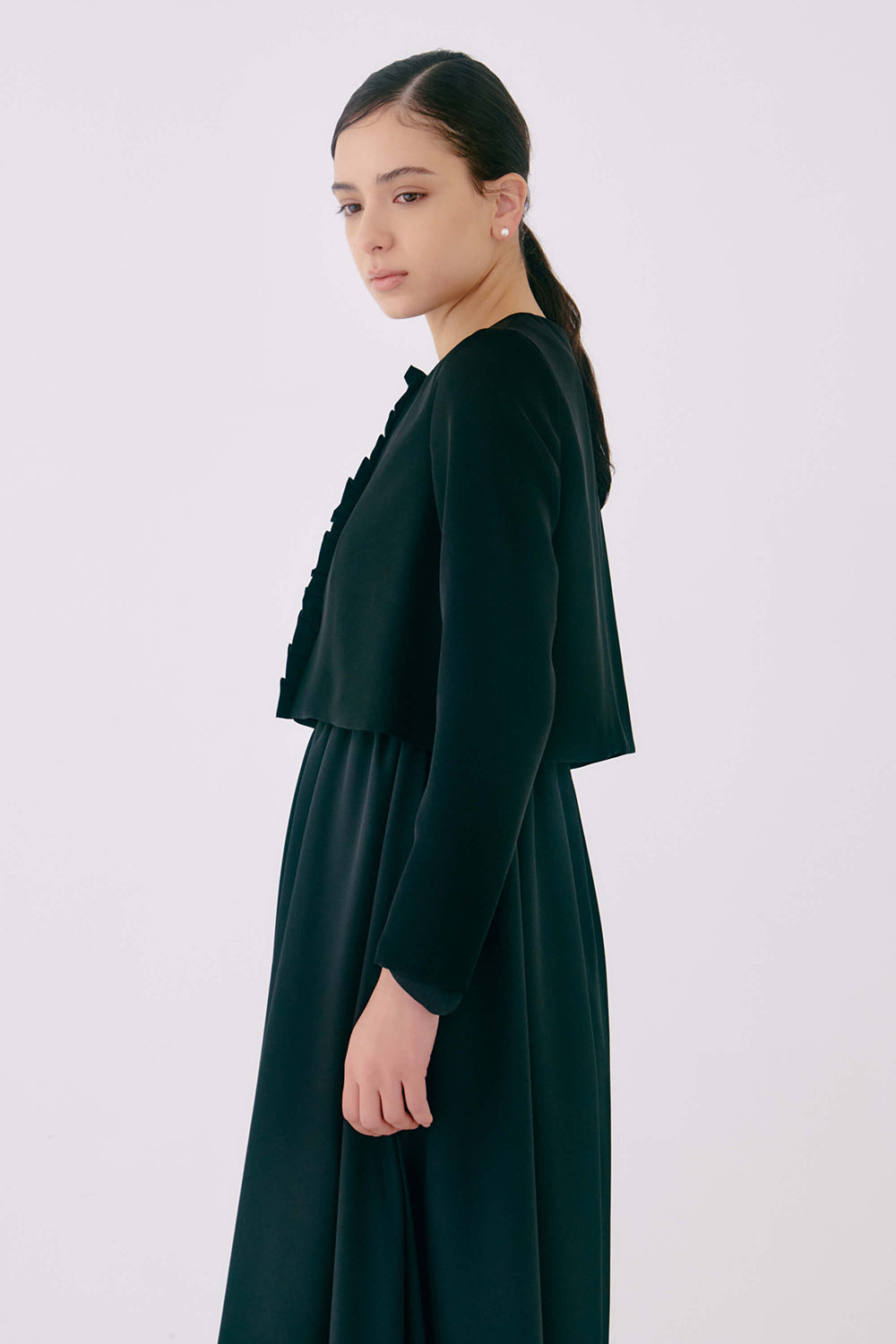 kaene シフォンフリルジャケット / 005312 | モデル身長170cm 着用サイズ36