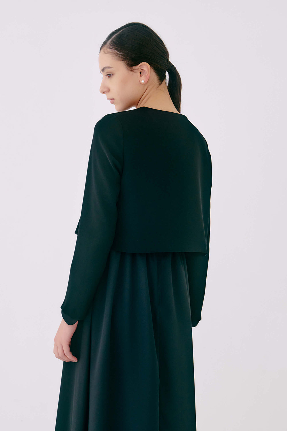 kaene シフォンフリルジャケット / 005312 | モデル身長170cm 着用サイズ36