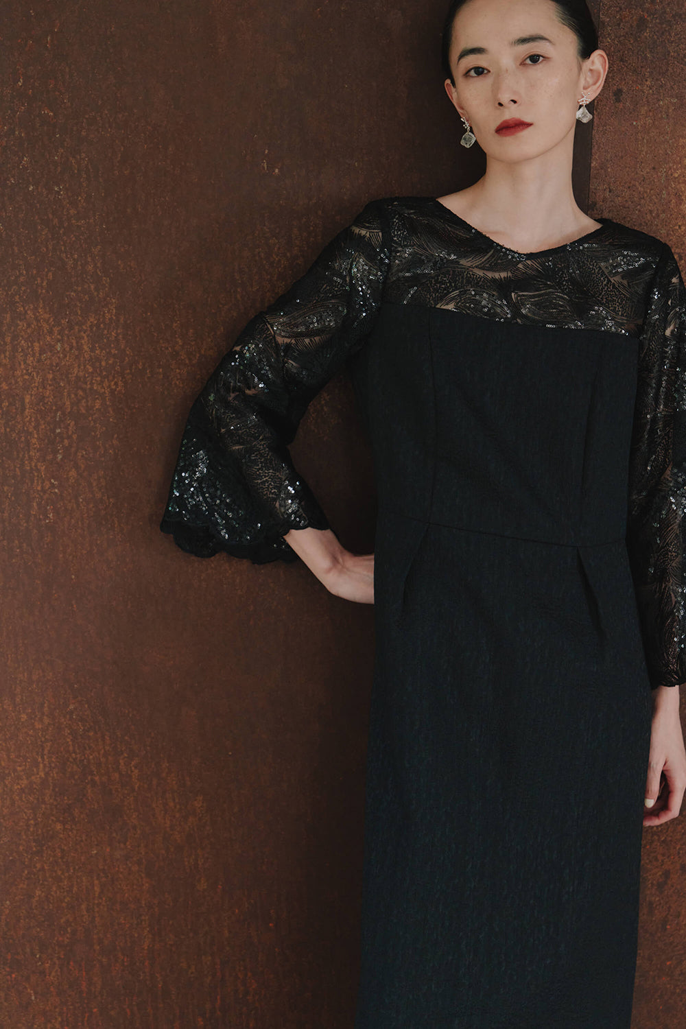 kaene ブリエレースジャカードコンビドレス / 101121 | モデル身長172cm 着用サイズL(40)