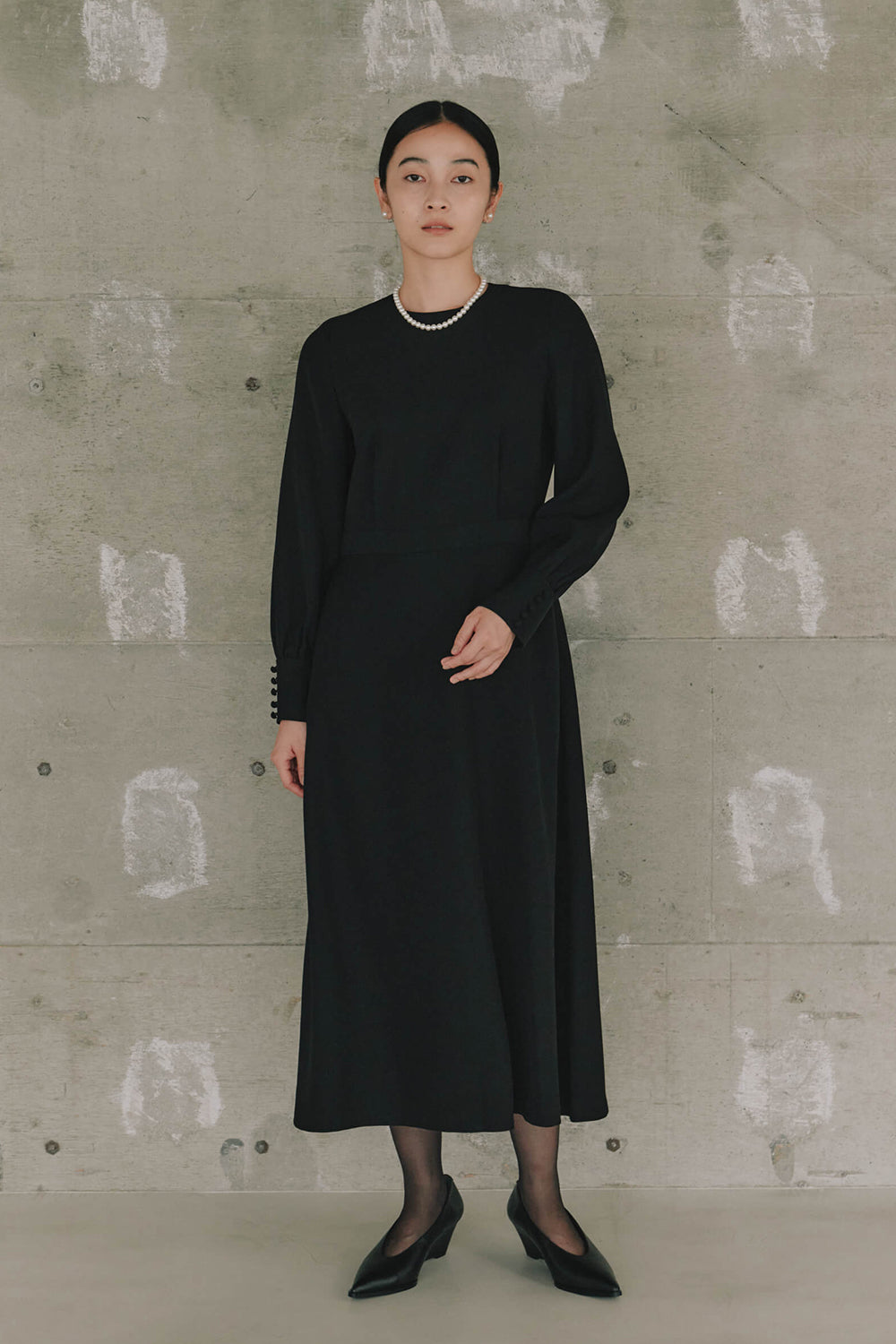 kaene シンプルロングスリーブ / 100610 | モデル身長162cm 着用サイズ36