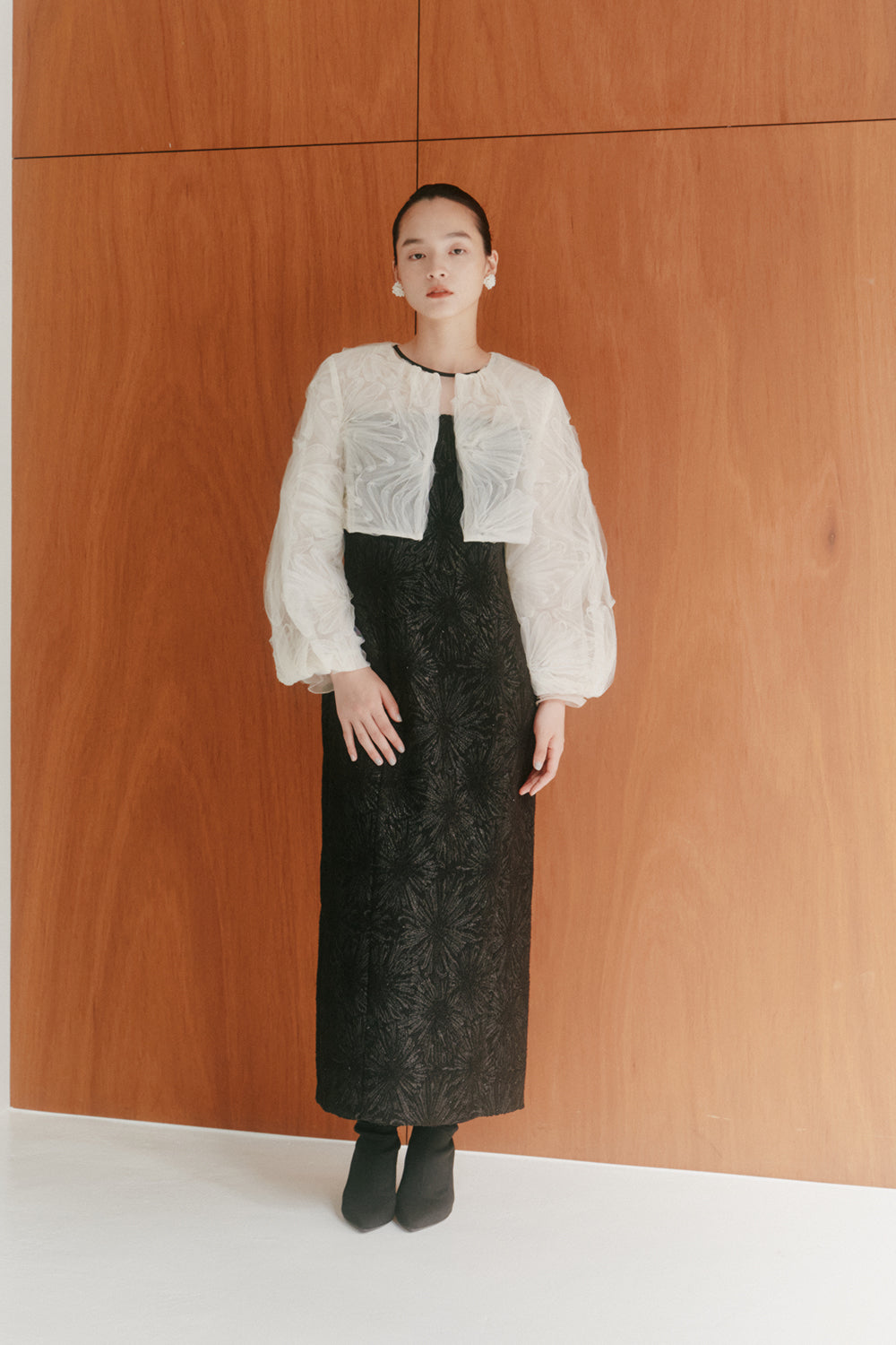 kaene チュールエンブロイダリーボレロ / 005348 | モデル身長163cm 着用サイズFREE