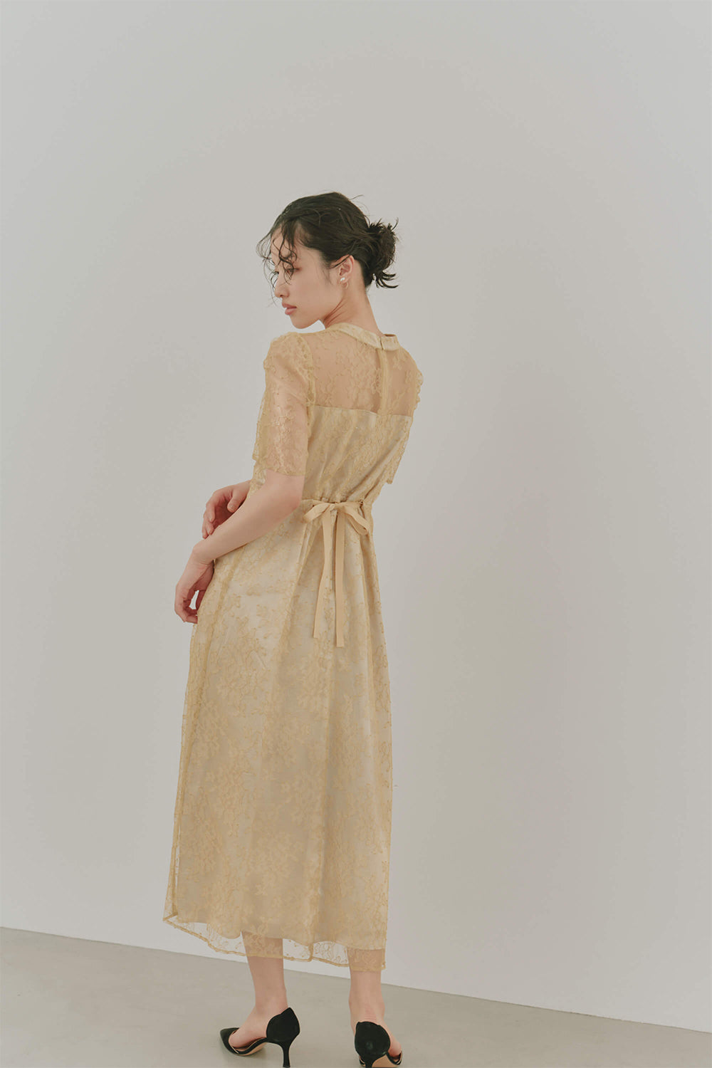 kaene マオカラーレースワンピース / 101041 | モデル身長166cm 着用サイズS(36)