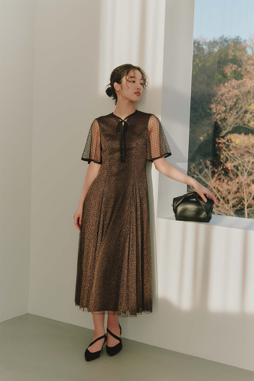 kaene パイピングドットドレス / 101038 | モデル身長166cm 着用サイズFREE
