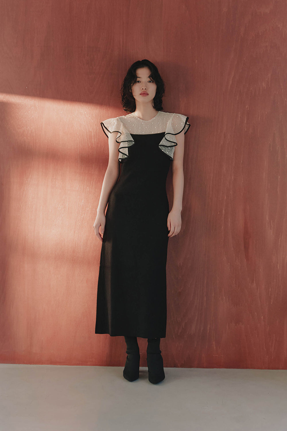 kaene パイピングレースドッキングニットワンピース / 101009 | モデル身長166cm 着用サイズ38