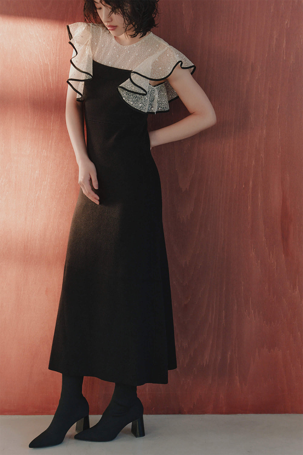 kaene パイピングレースドッキングニットワンピース / 101009 | モデル身長166cm 着用サイズ38