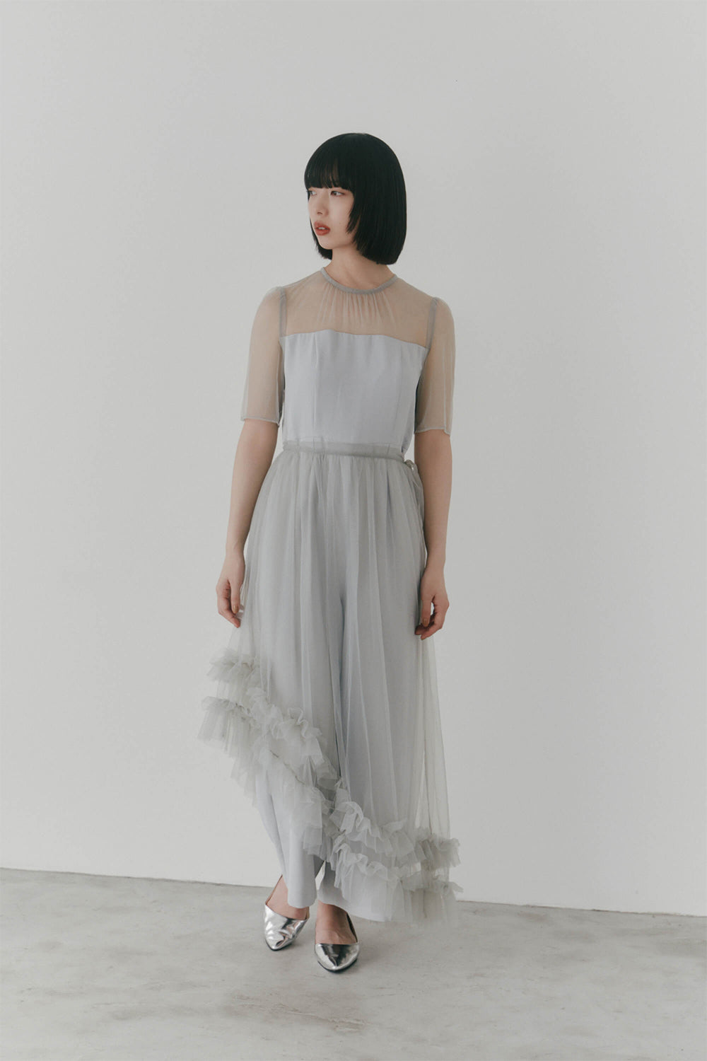 kaene チュールレイヤードオールインワン / 101028 | モデル身長167cm 着用サイズ36