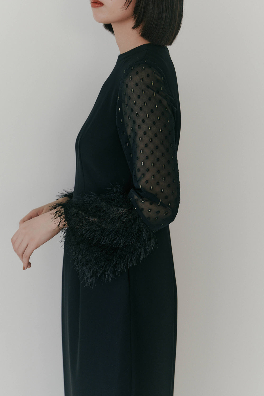 kaene ジャガードスリーブドレス / 100906 | モデル身長167cm 着用サイズ38