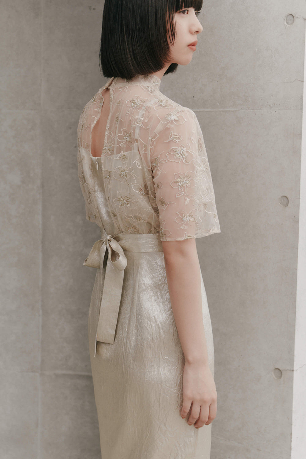 kaene エンブロイダリーレースブラウスセットドレス / 101021 | モデル身長167cm 着用サイズ36