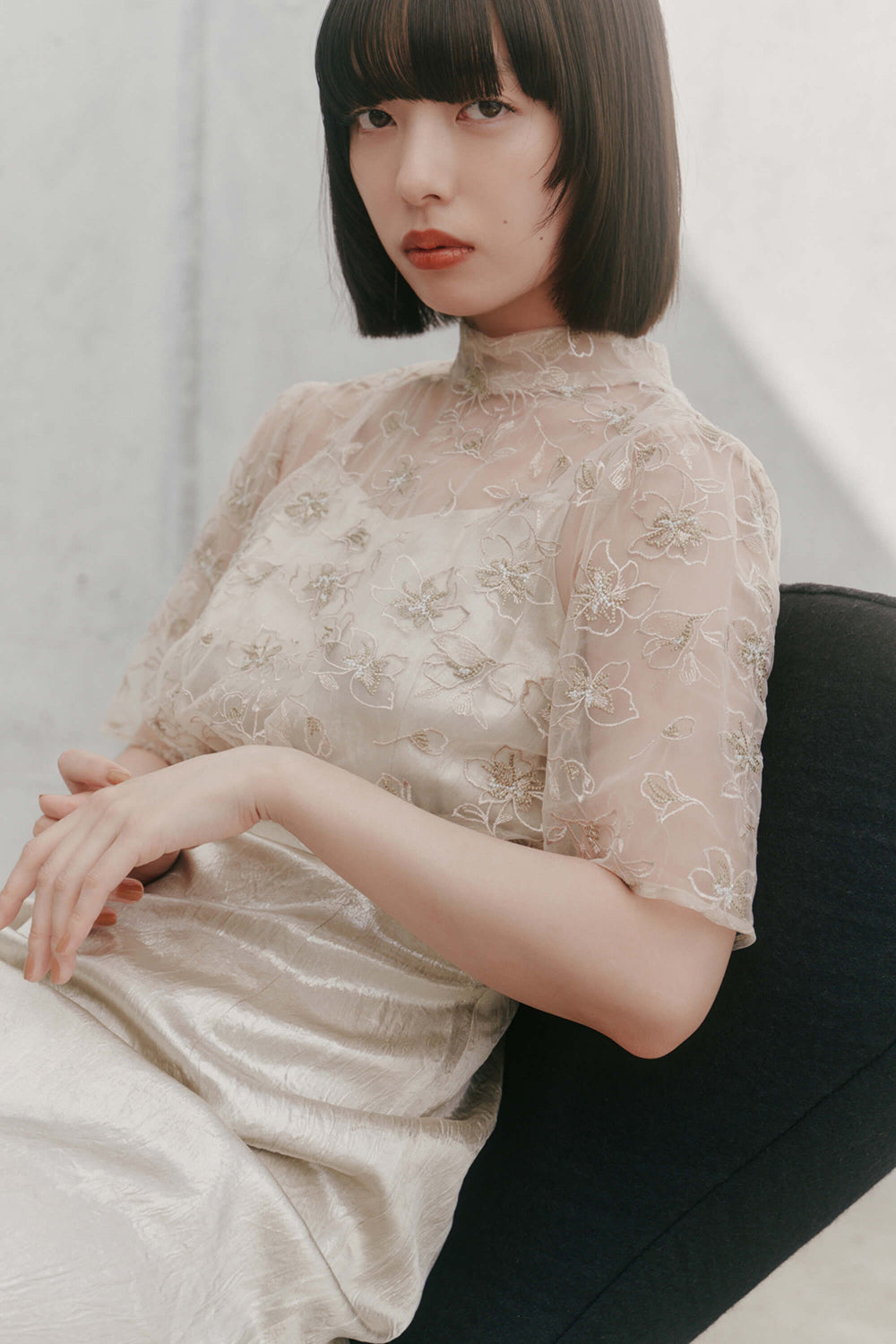 kaene エンブロイダリーレースブラウスセットドレス / 101021 | モデル身長167cm 着用サイズ36