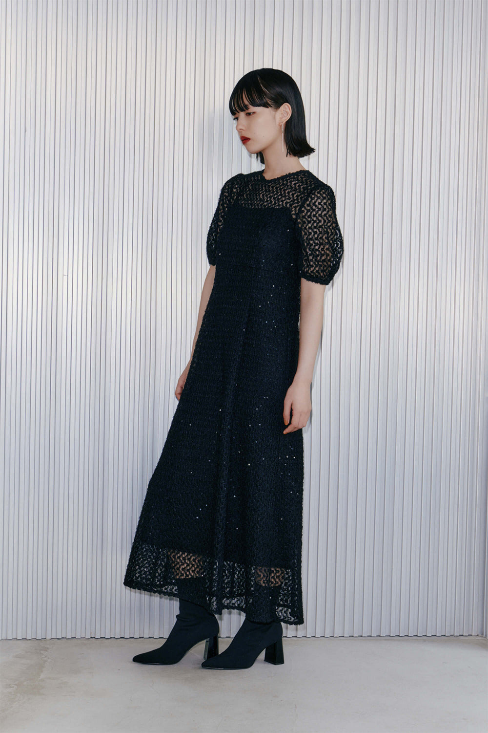 kaene スパンコールレースドレス / 101006 | モデル身長167cm 着用サイズ38 ※実際はペチコートの丈が5cm長くなります。
