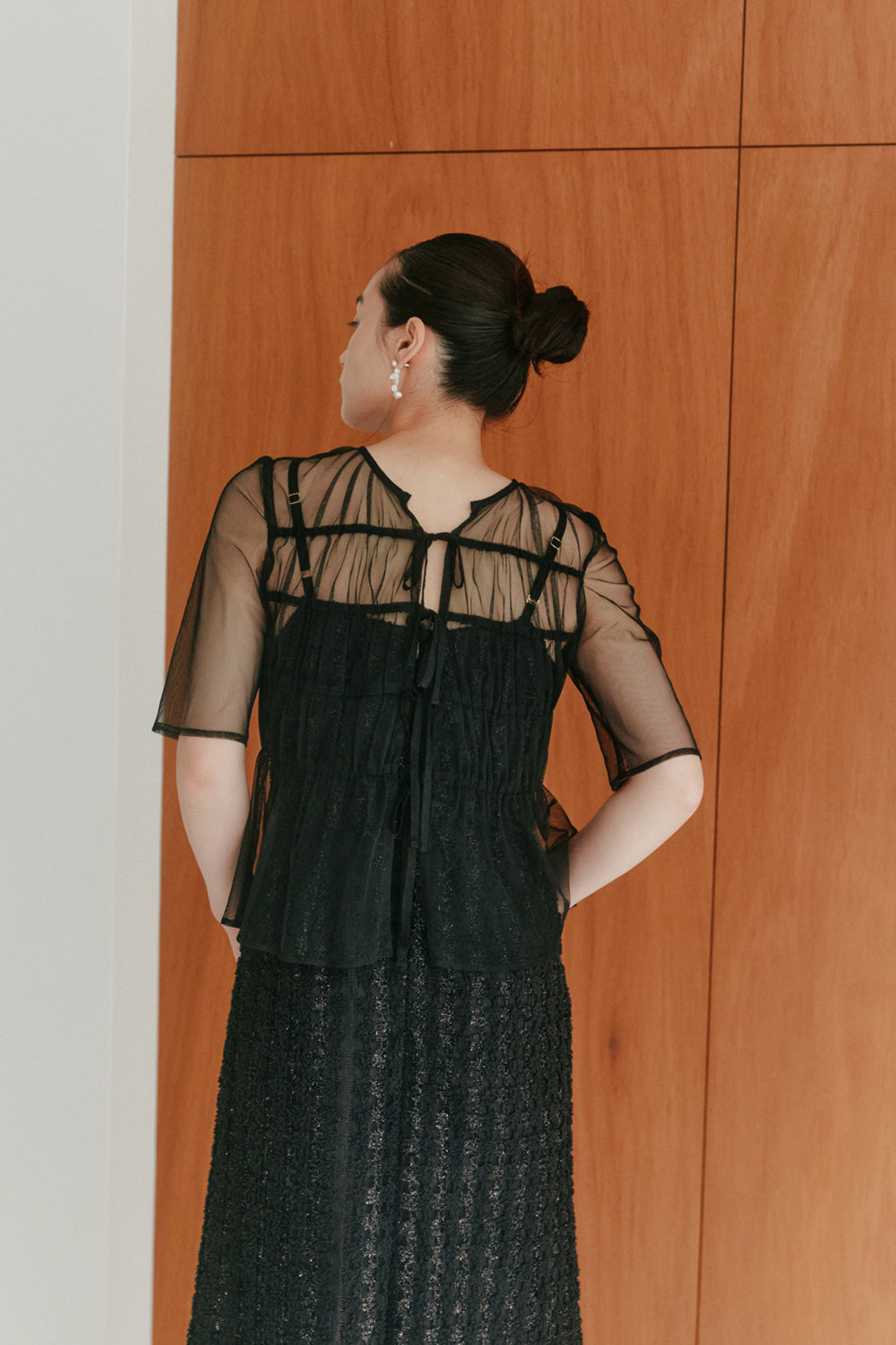 kaene チュールブラウス×ラメツイードドレス / 100912 | モデル身長163cm 着用サイズ36