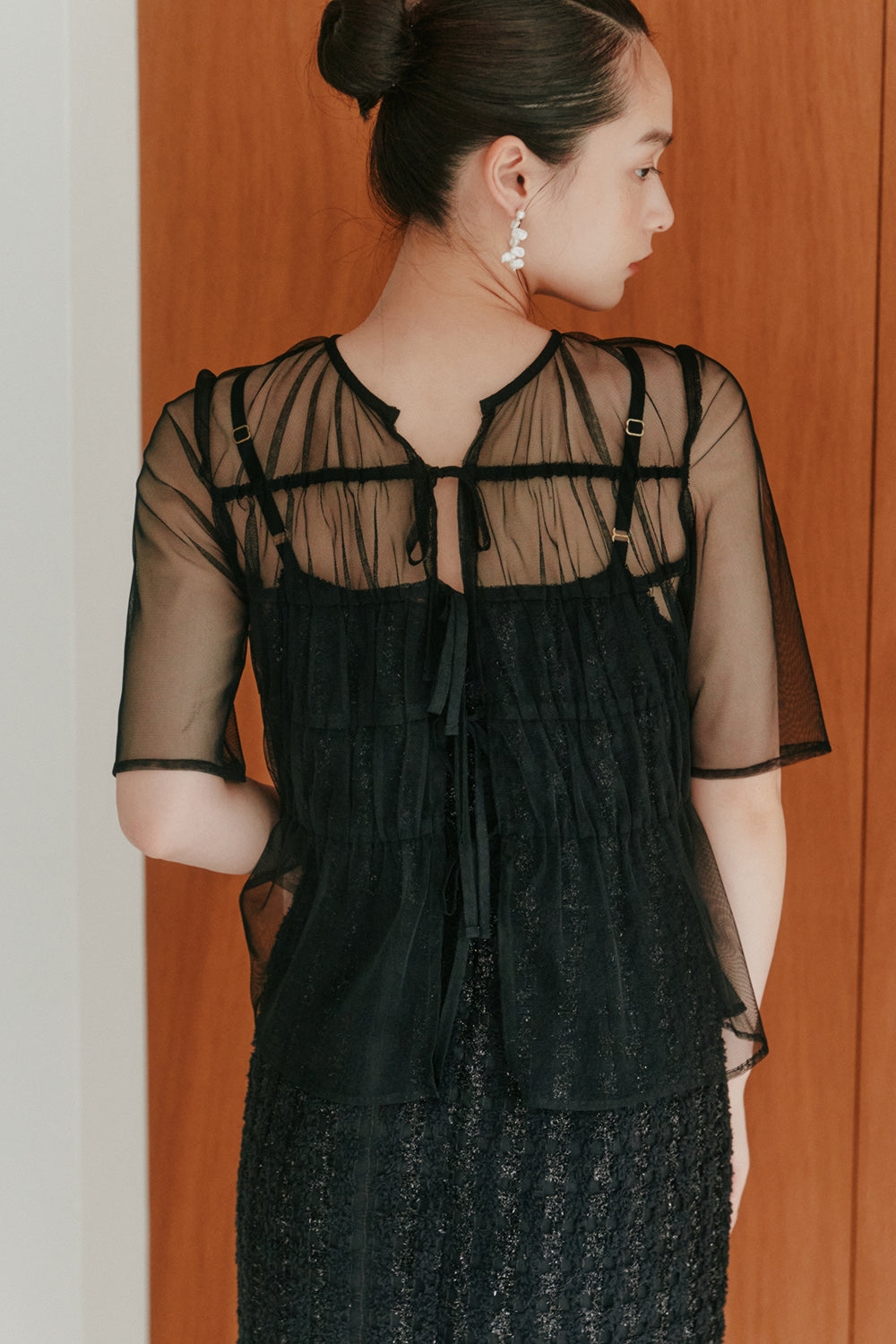 kaene チュールブラウス×ラメツイードドレス / 100912 | モデル身長163cm 着用サイズ36