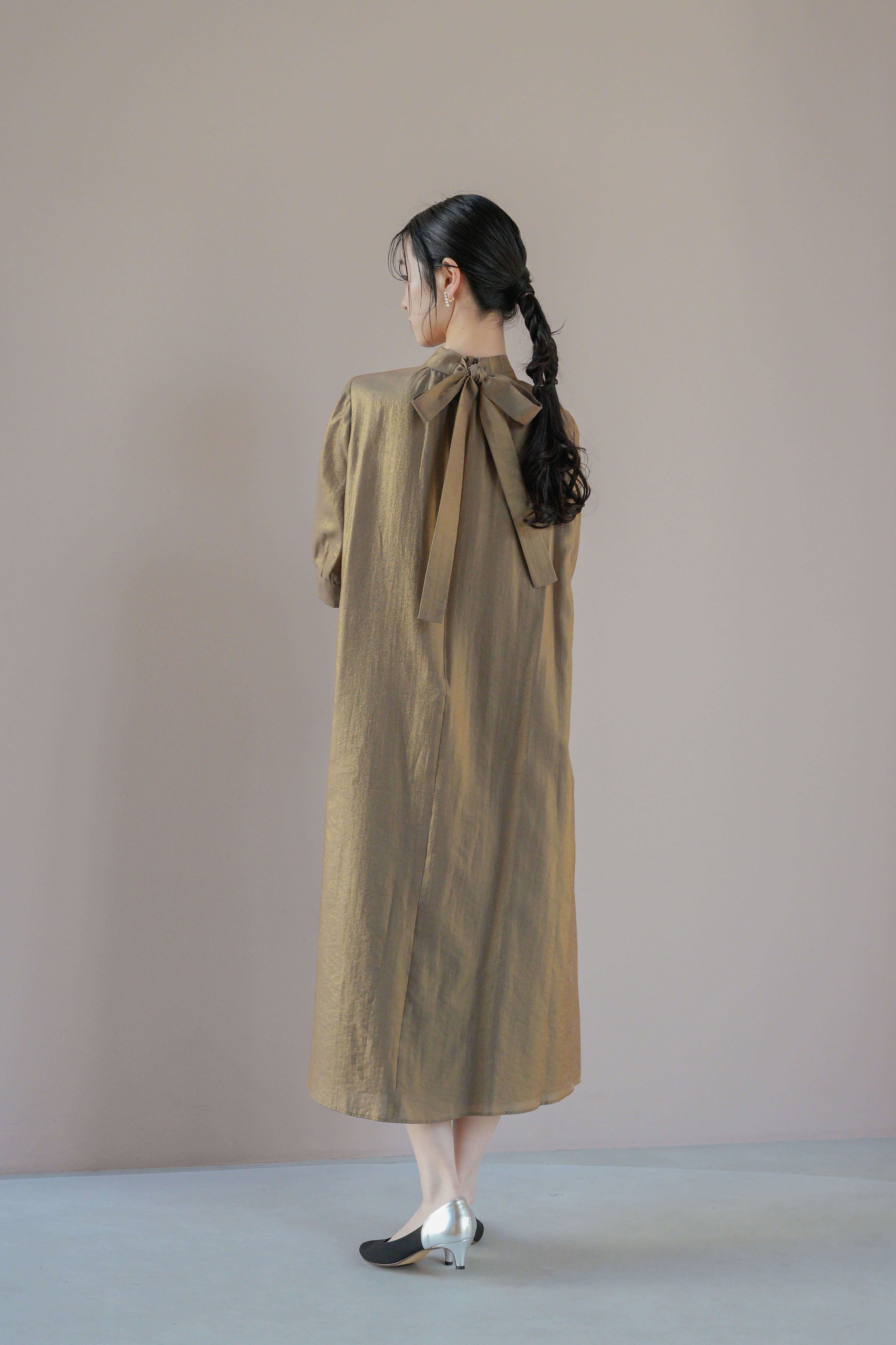 kaene シャンブレーAラインドレス / 100768 結婚式用ドレス brown | モデル身長170cm 着用サイズ2