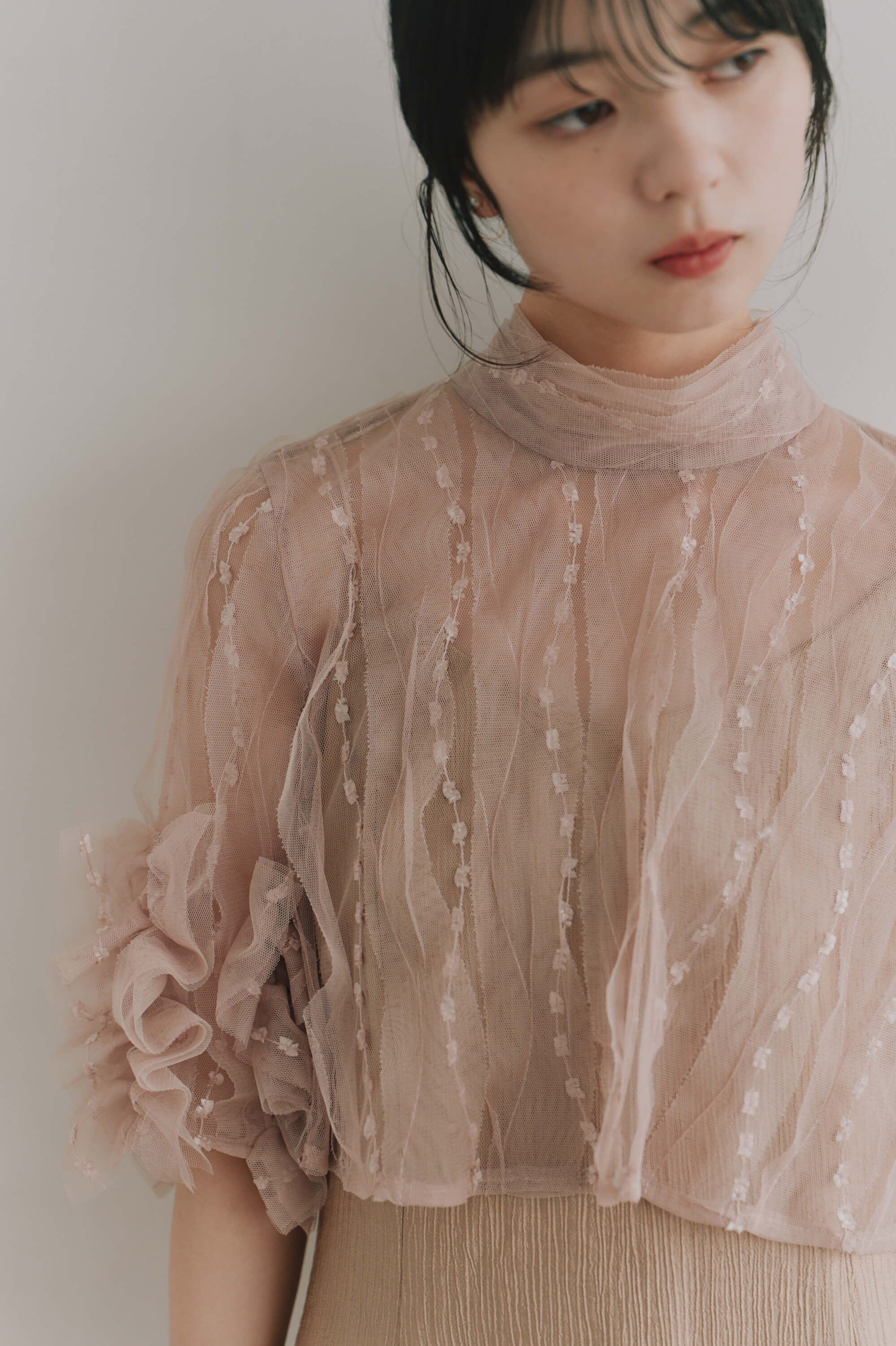 kaene ボウタイ3wayレイヤードドレス / 101203 結婚式用ゲストドレス beige | モデル身長162cm 着用サイズS(36)
